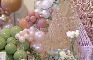 Globos transparentes con confeti para bodas