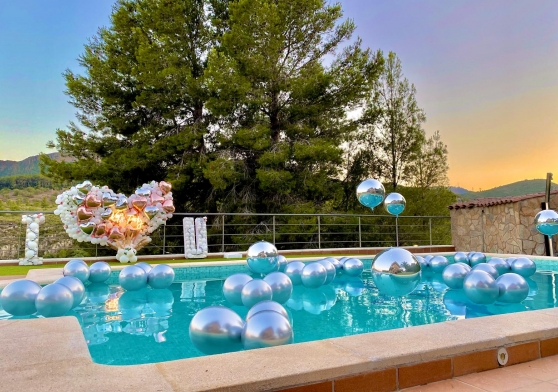 Decoración con globos para piscinas en Tarragona: La Mejor Opción para Tus Eventos